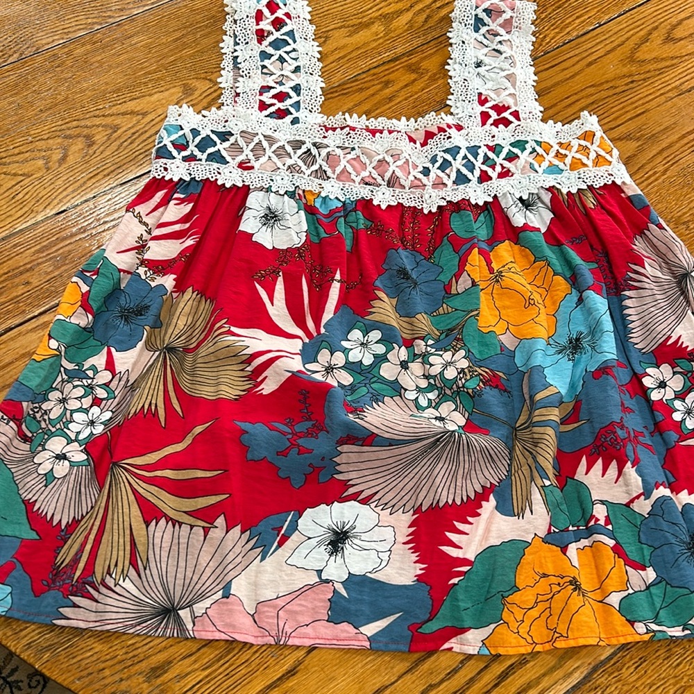 See and Be Seen tropical floral blouse with crochet lace straps.  Size Large.